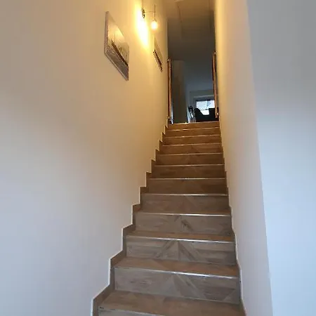 Haus Am Bitte Sehr ! * Klausdorf (Vorpommern-Rugen)